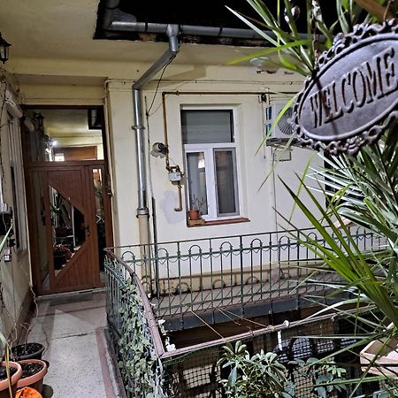 Sia'S Home Орадя Экстерьер фото